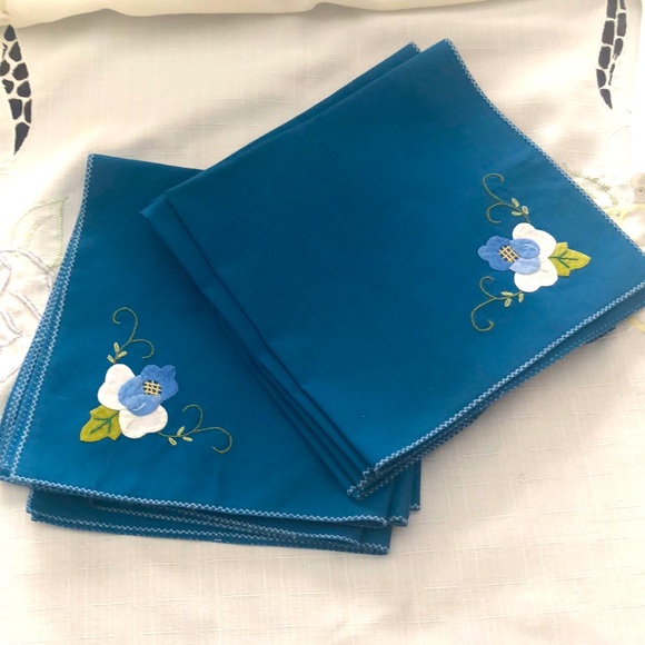 unknown Other - Embroidered and Appliqué Napkins